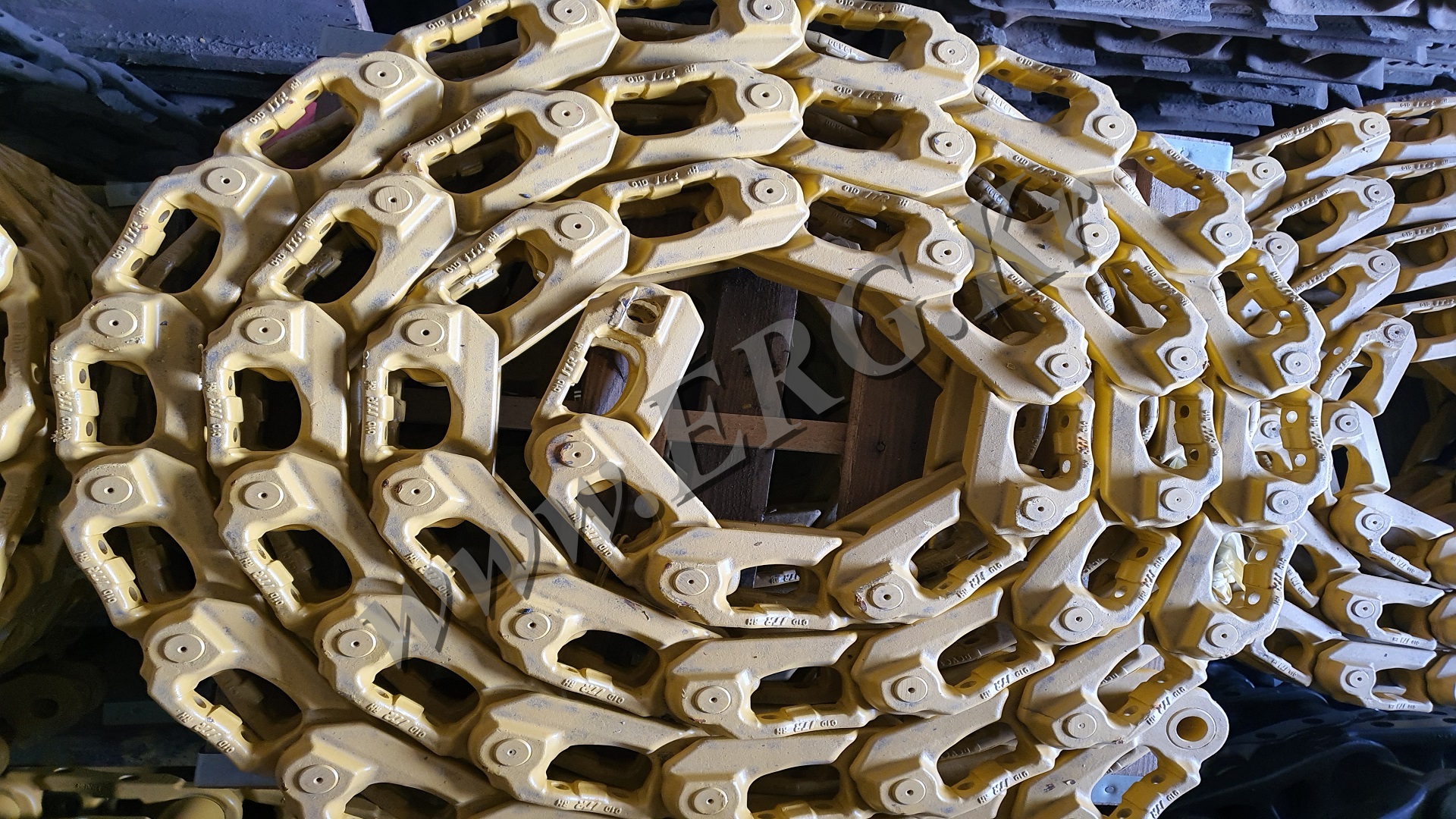 HCR9 Track Link Assy